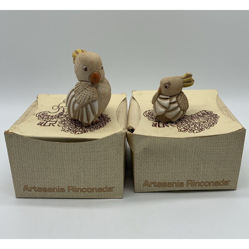 Vintage Artesania Rinconada Cockatoo Figurine Adult And Baby Original Boxes